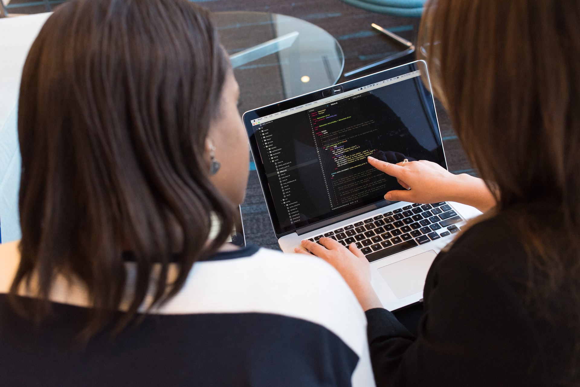 Top 10 Things to Know Before Hiring a Full-stack Developer