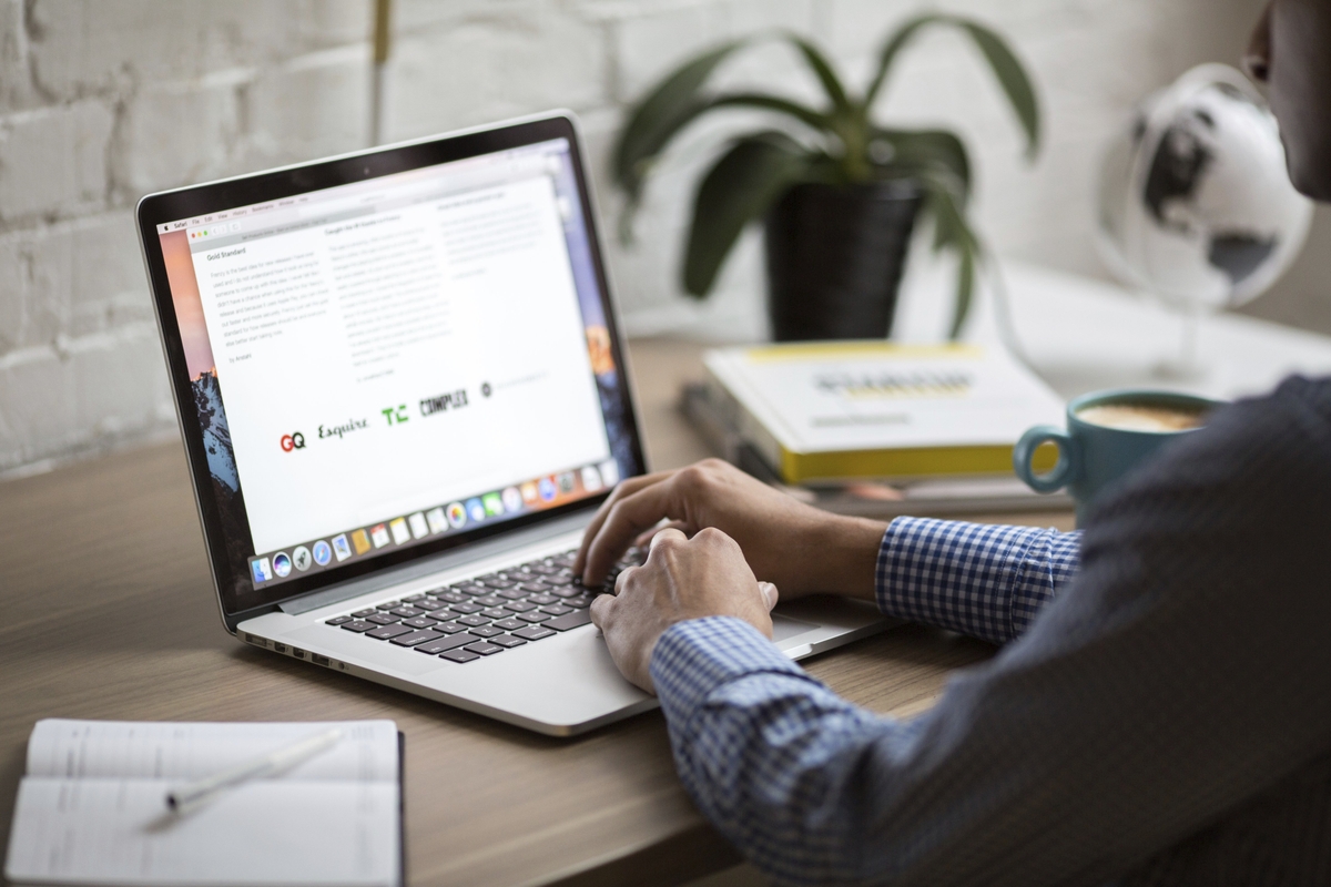 Exploring the Benefits and Challenges of Remote Work with /t_n-z3pijee
